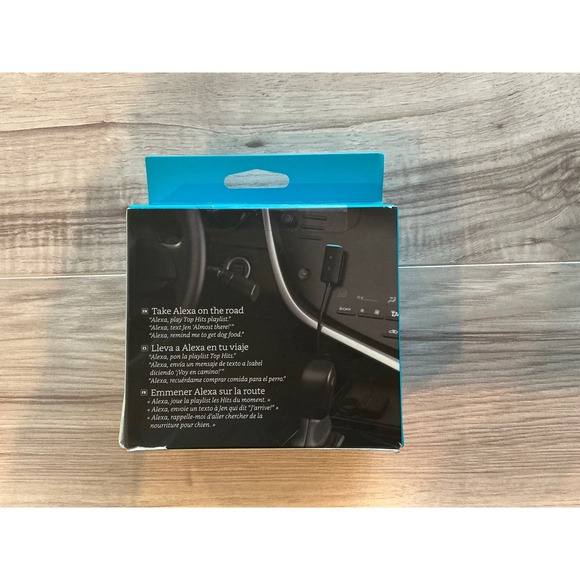 Amazon Echo Auto Voice Control Alexa Car Accessory Device G2R8WD New With Tags - Picture 5 of 5